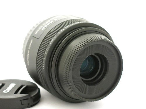Canon 35mm 8 is - 35mm,