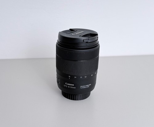 Canon 135 3 5 - mm, f/3.5-5.6