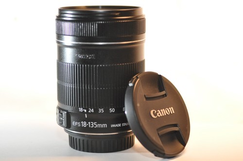 Canon 135 3 - mm, f/3.5-5.6